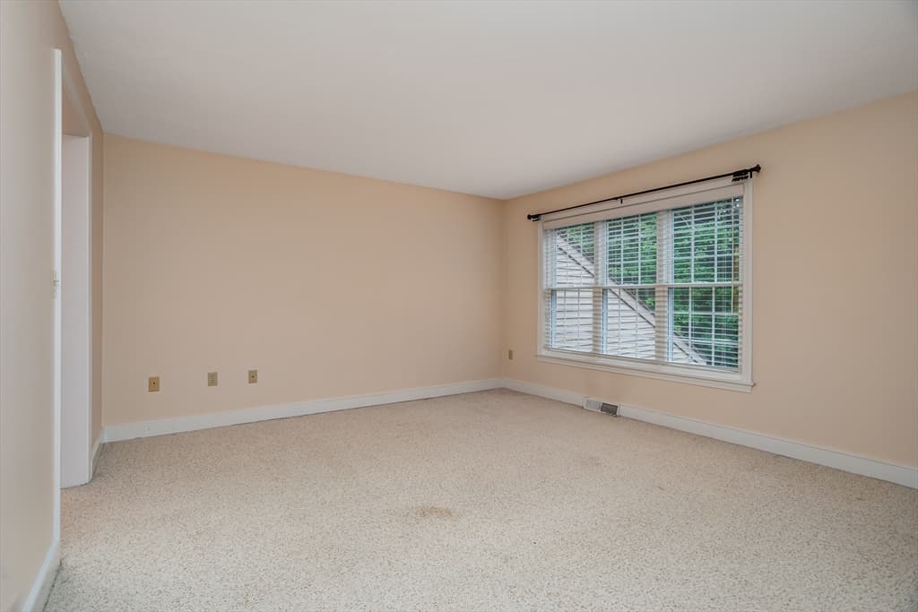 212 Ridgefield Cir # 212B, Clinton MA 01510 photo 28