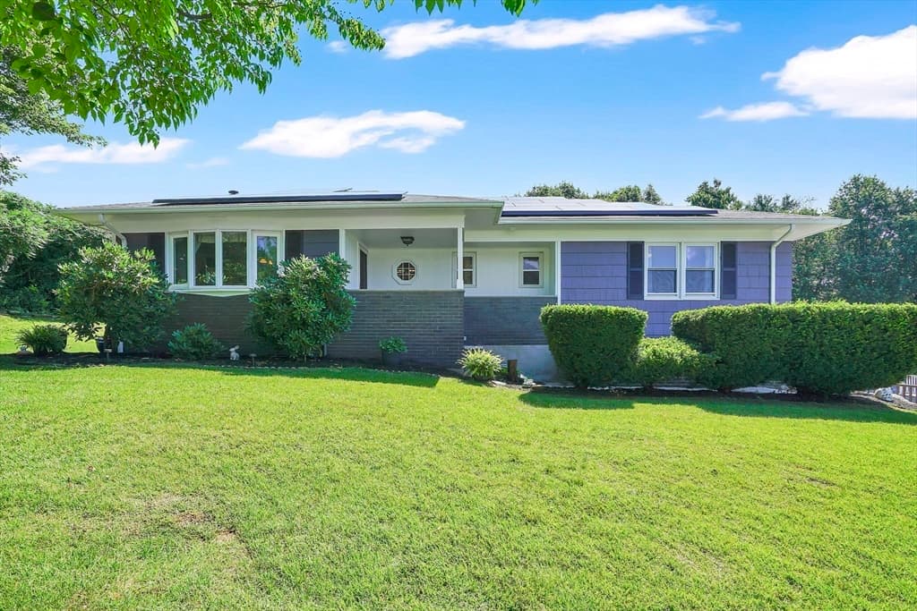 Single Family Residence at 11 Juniper Hill Rd, Ware MA 01082, Ware, photo 2 of 40