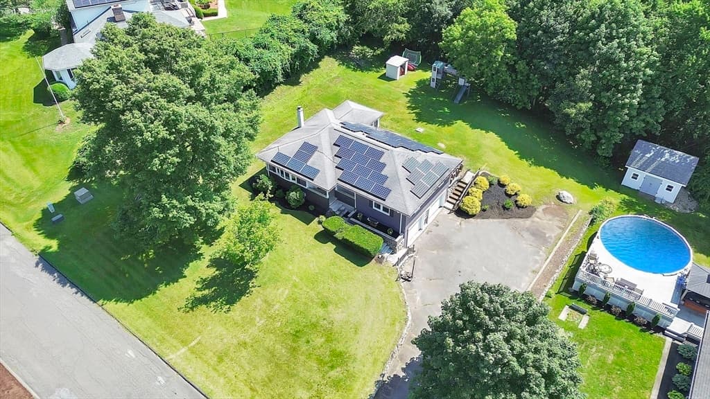 Single Family Residence at 11 Juniper Hill Rd, Ware MA 01082, Ware, photo 3 of 40