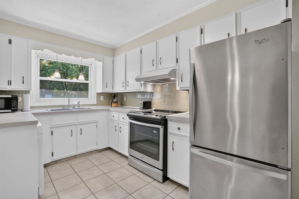 Single Family Residence at 11 Juniper Hill Rd, Ware MA 01082, Ware, photo 15 of 40