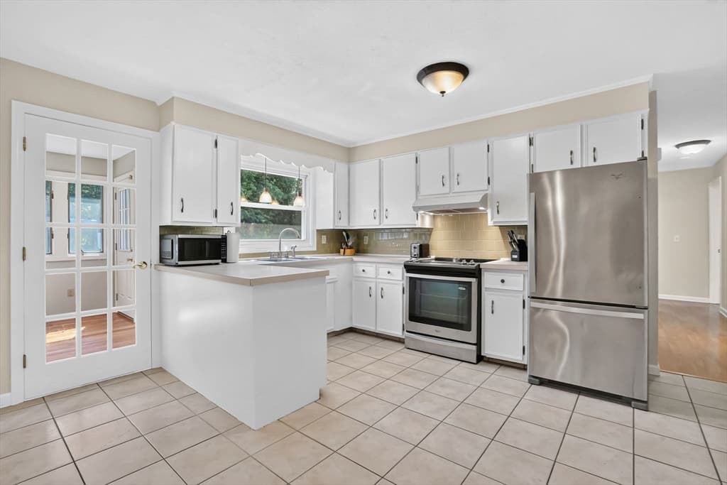 Single Family Residence at 11 Juniper Hill Rd, Ware MA 01082, Ware, photo 11 of 40