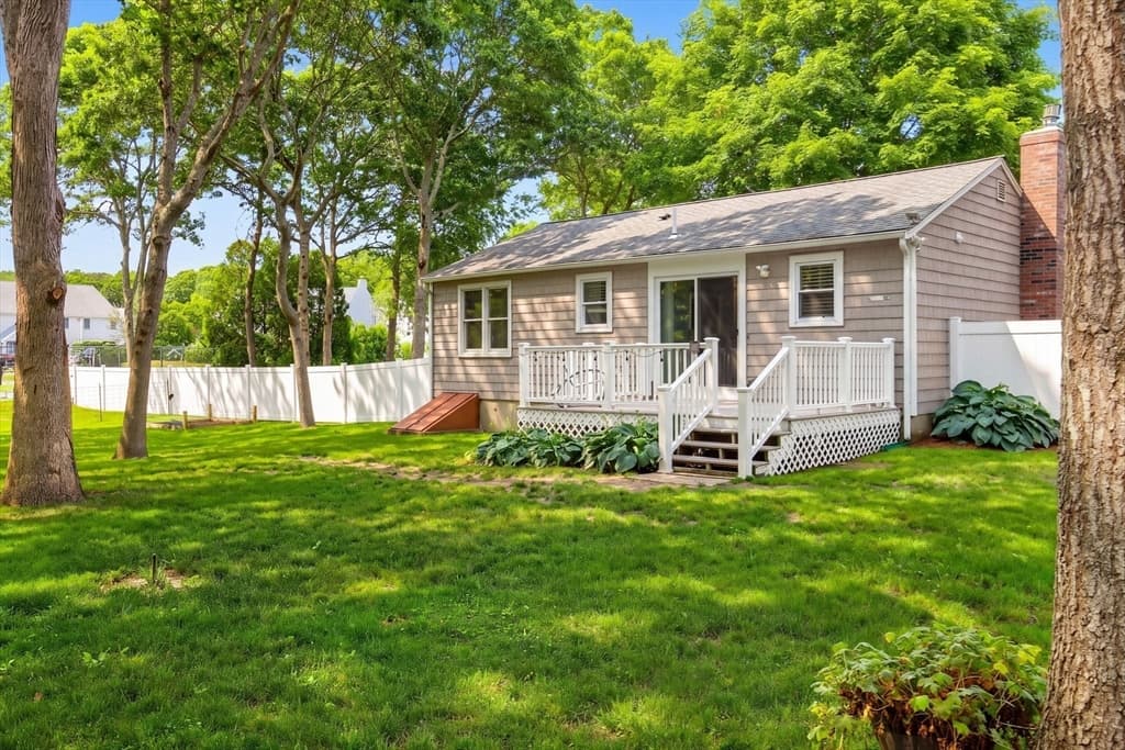 545 Lincoln Rd Ext, Barnstable MA 02601 photo 6