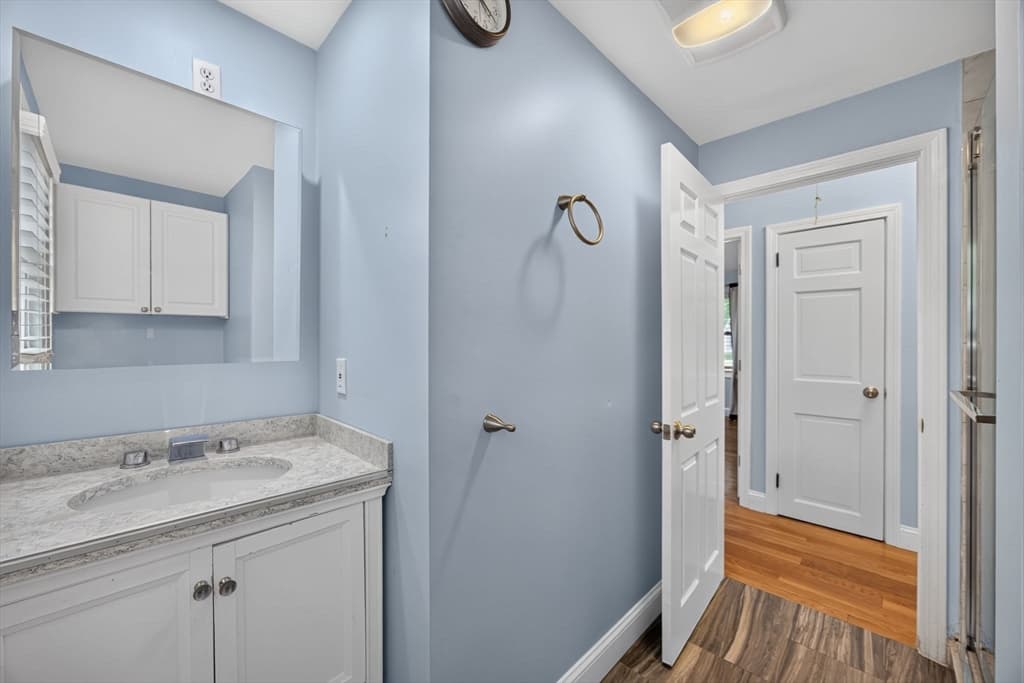 545 Lincoln Rd Ext, Barnstable MA 02601 photo 15