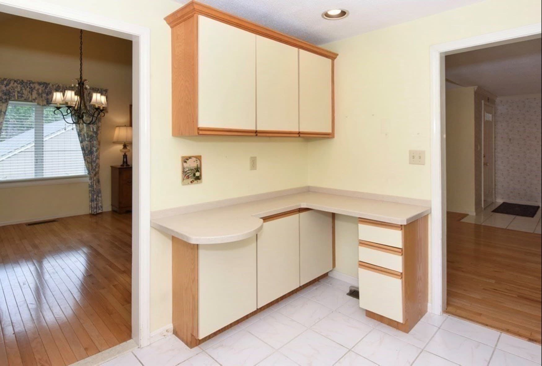 Condominium at 191 Brickett Hill Circle # 191, Haverhill MA 01830, photo 3 of 26