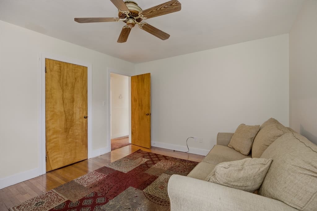 Single Family Residence at 1443 Bedford St, Fall River MA 02723, photo 19 of 34