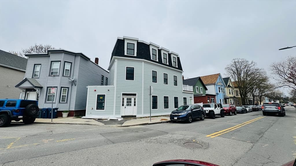 804 Saratoga # 2, Boston MA 02128