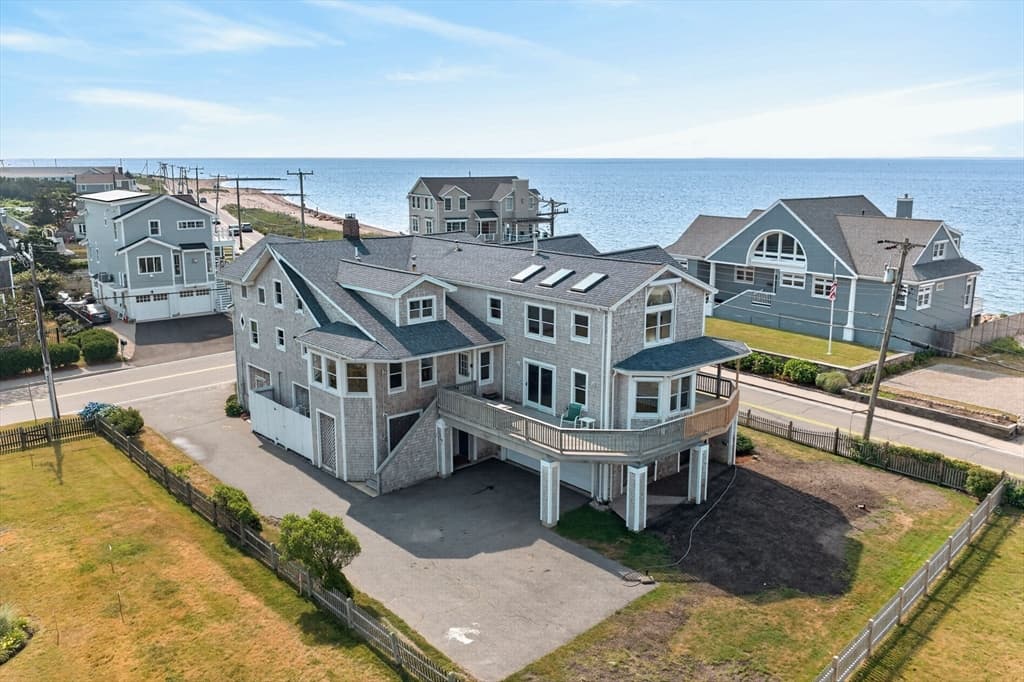 70 Menauhant, Falmouth MA 02536 photo 2