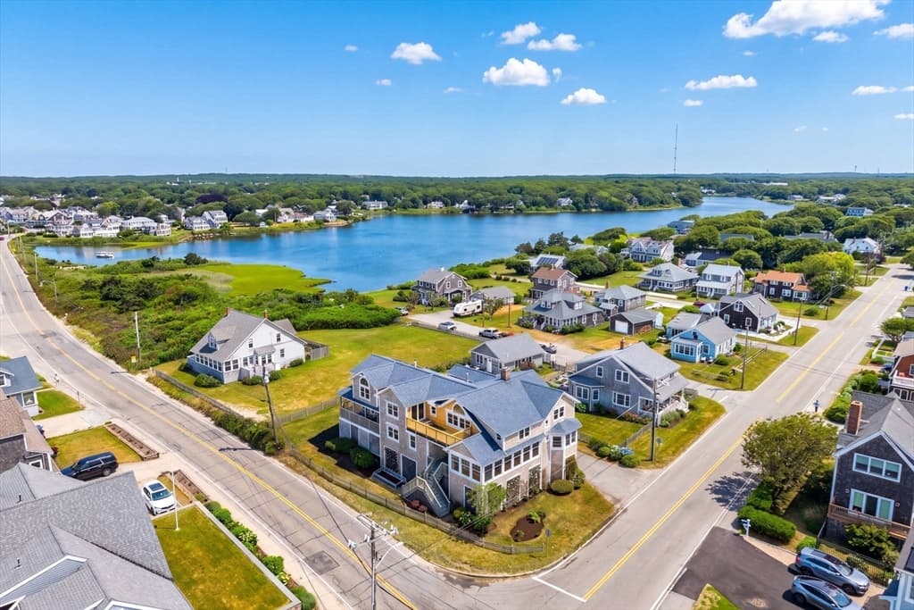 70 Menauhant, Falmouth MA 02536 photo 3