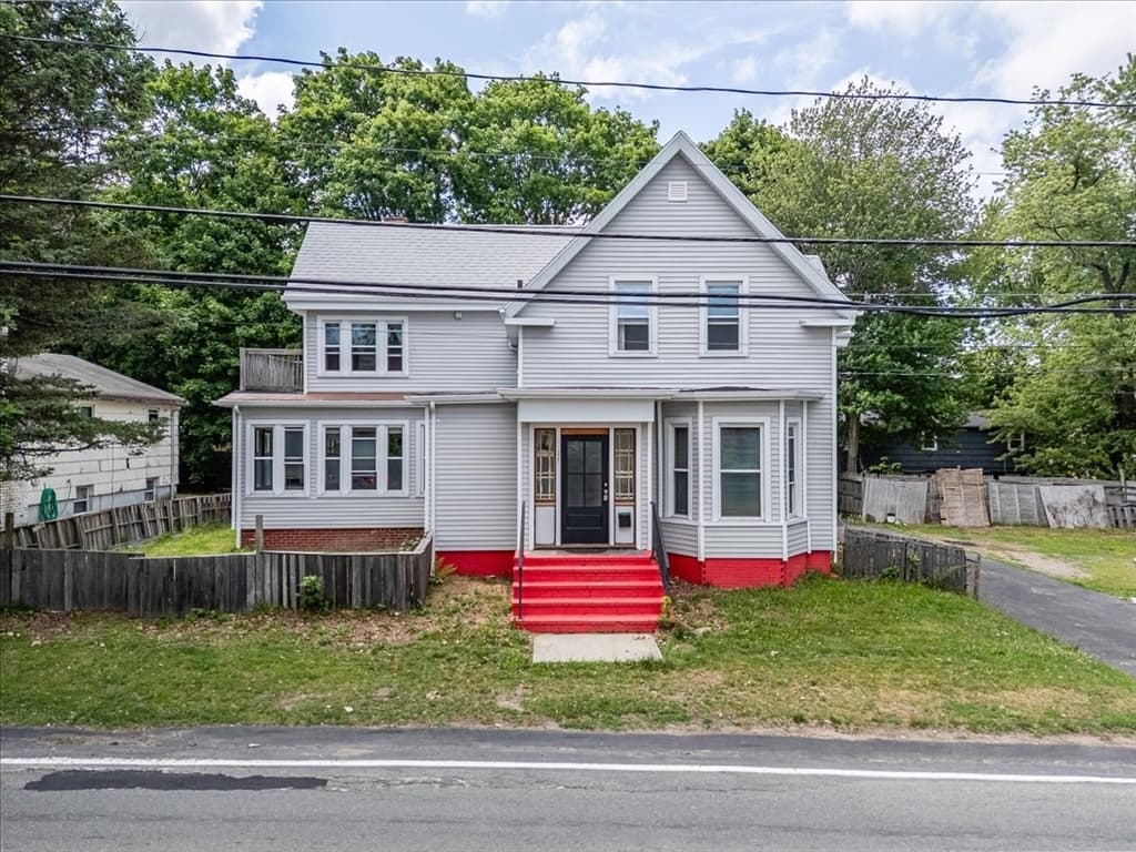 229 W Chestnut St, Brockton MA 02301