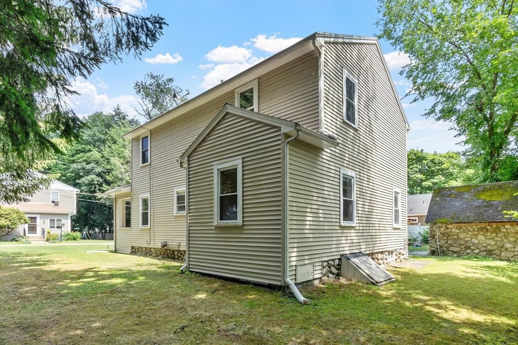 Single Family Residence at 10 Birch Ave, Holden MA 01520, Holden, photo 42 of 42