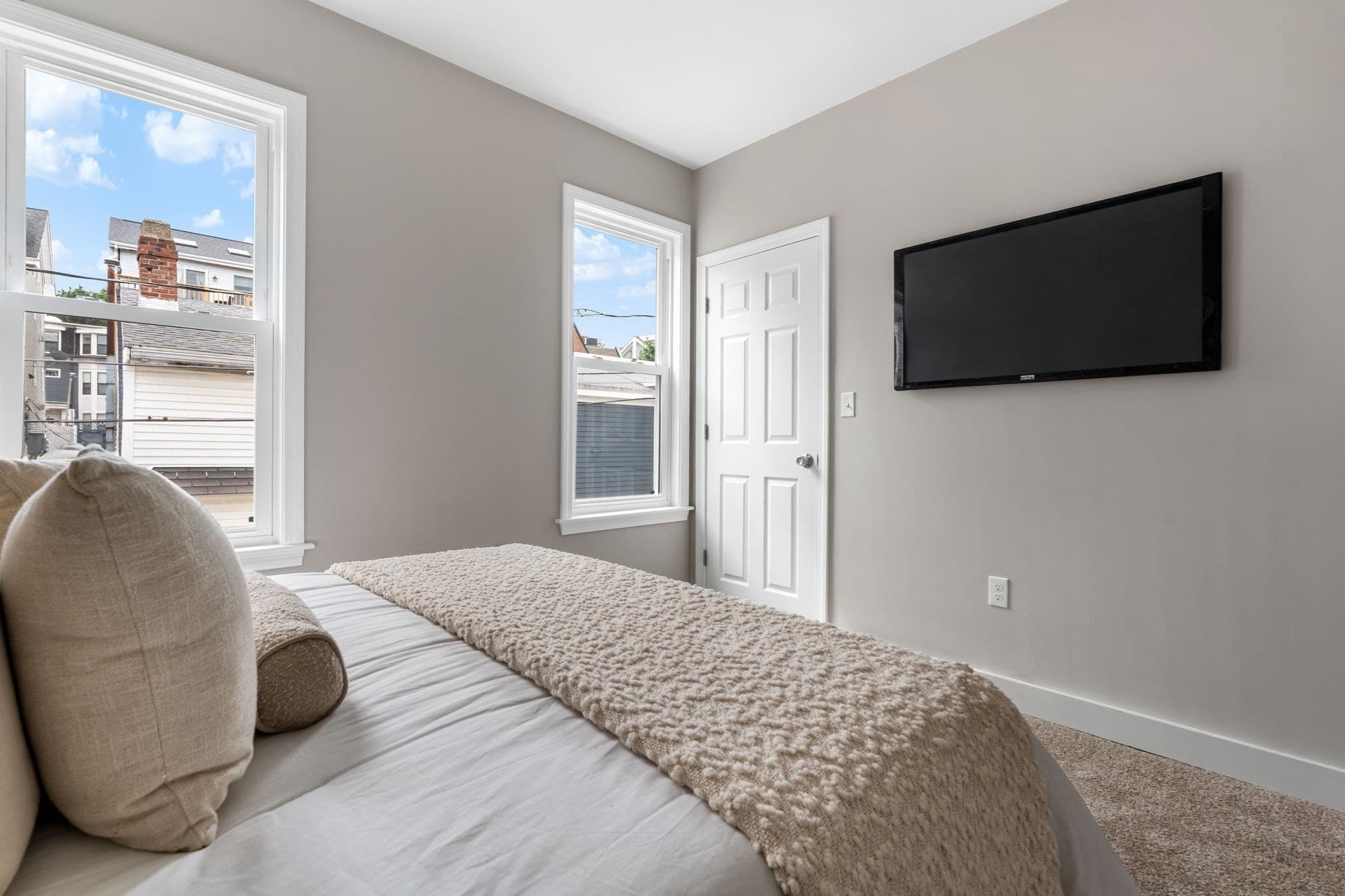 Single Family Residence at 362 Silver St, Boston MA 02127, photo 17 of 25
