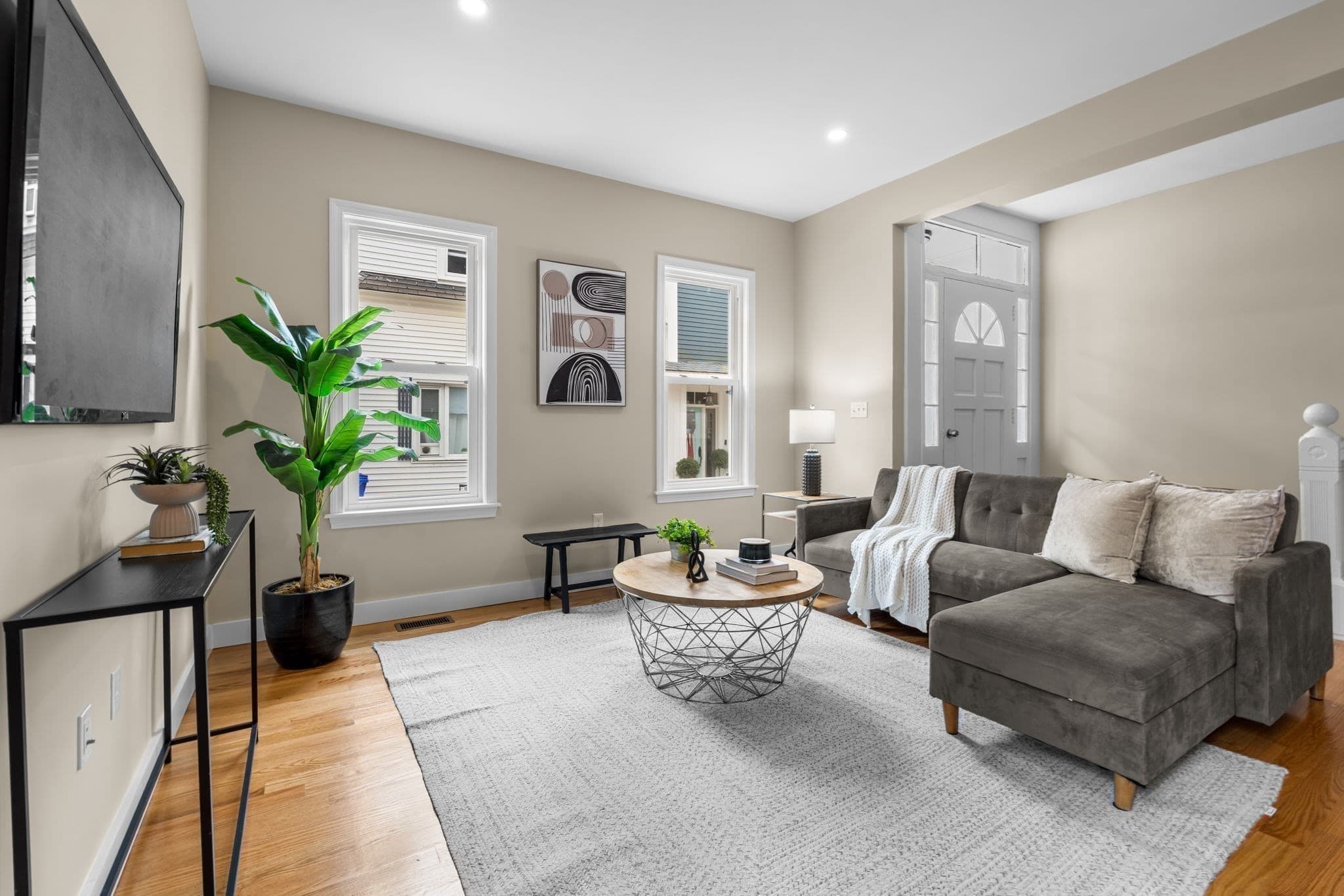 Single Family Residence at 362 Silver St, Boston MA 02127, photo 5 of 25