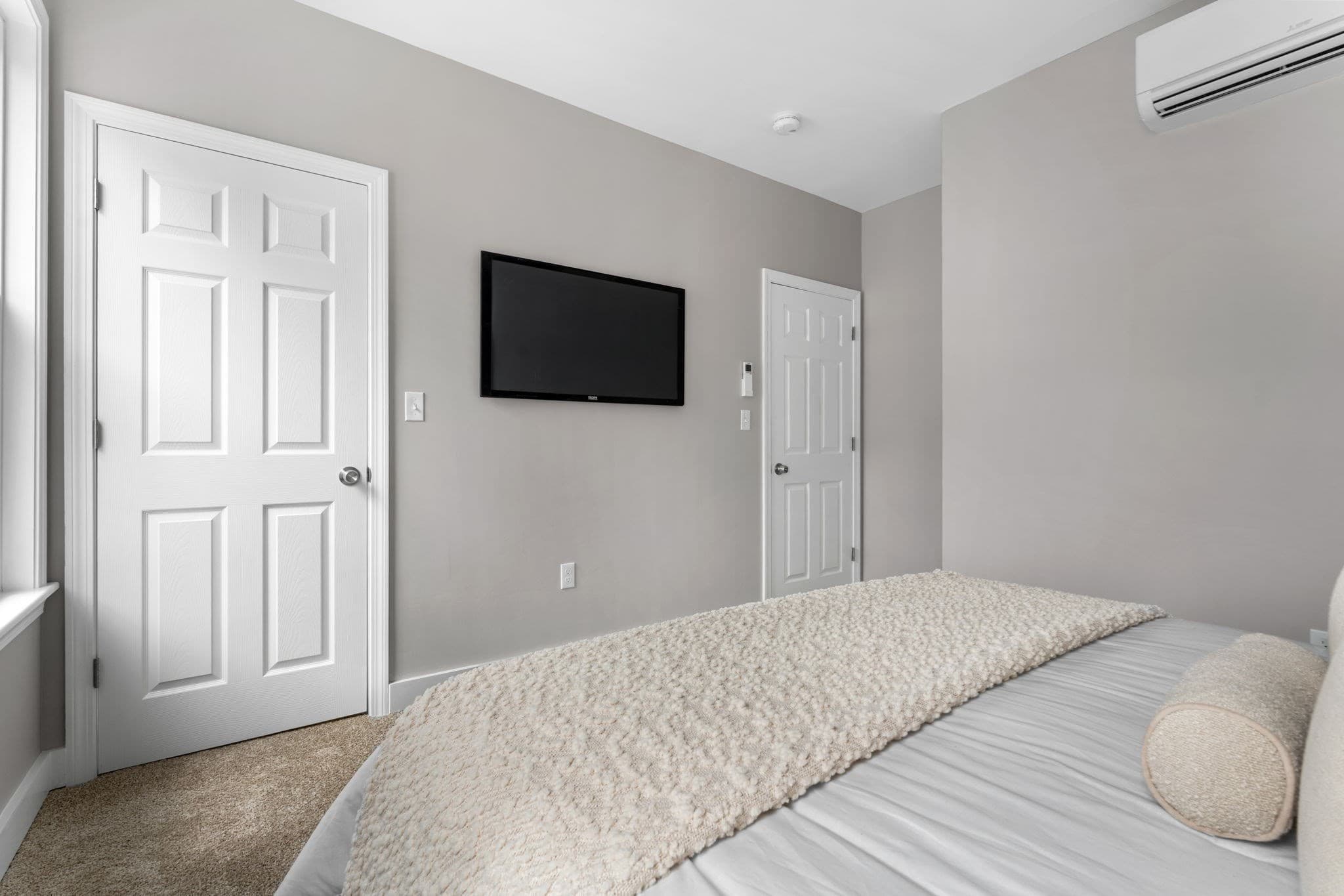 Single Family Residence at 362 Silver St, Boston MA 02127, photo 19 of 25