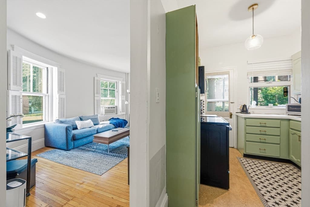 58 Pleasant Street # 2, Brookline MA 02446 photo 6