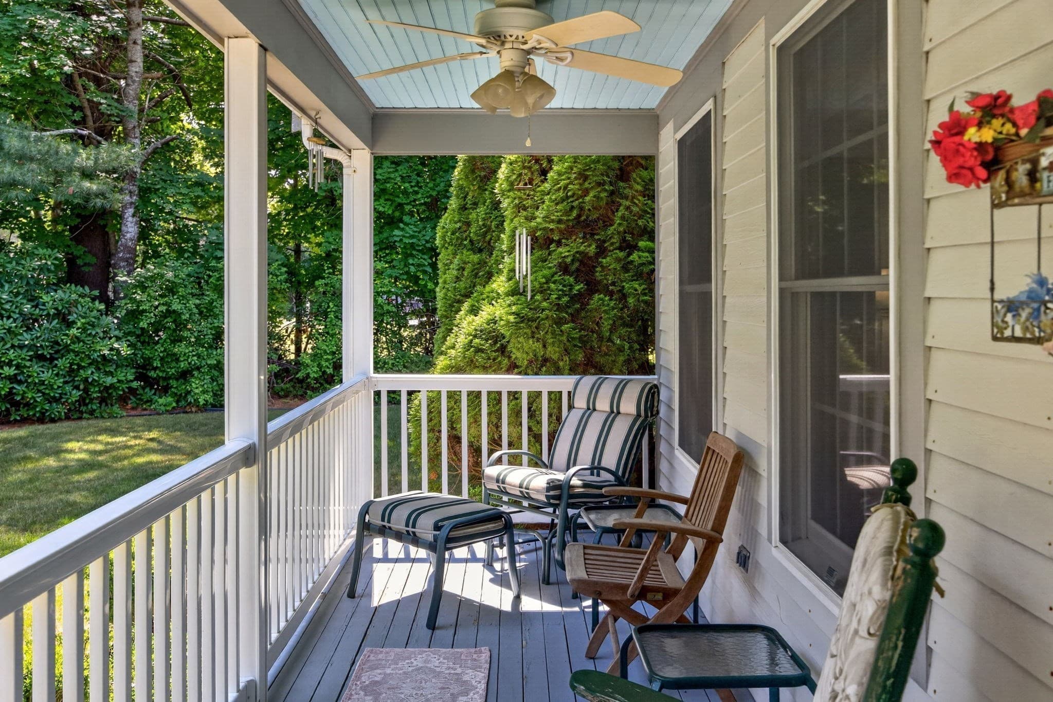 Single Family Residence at 442 Flint St, Barnstable MA 02648, photo 3 of 41