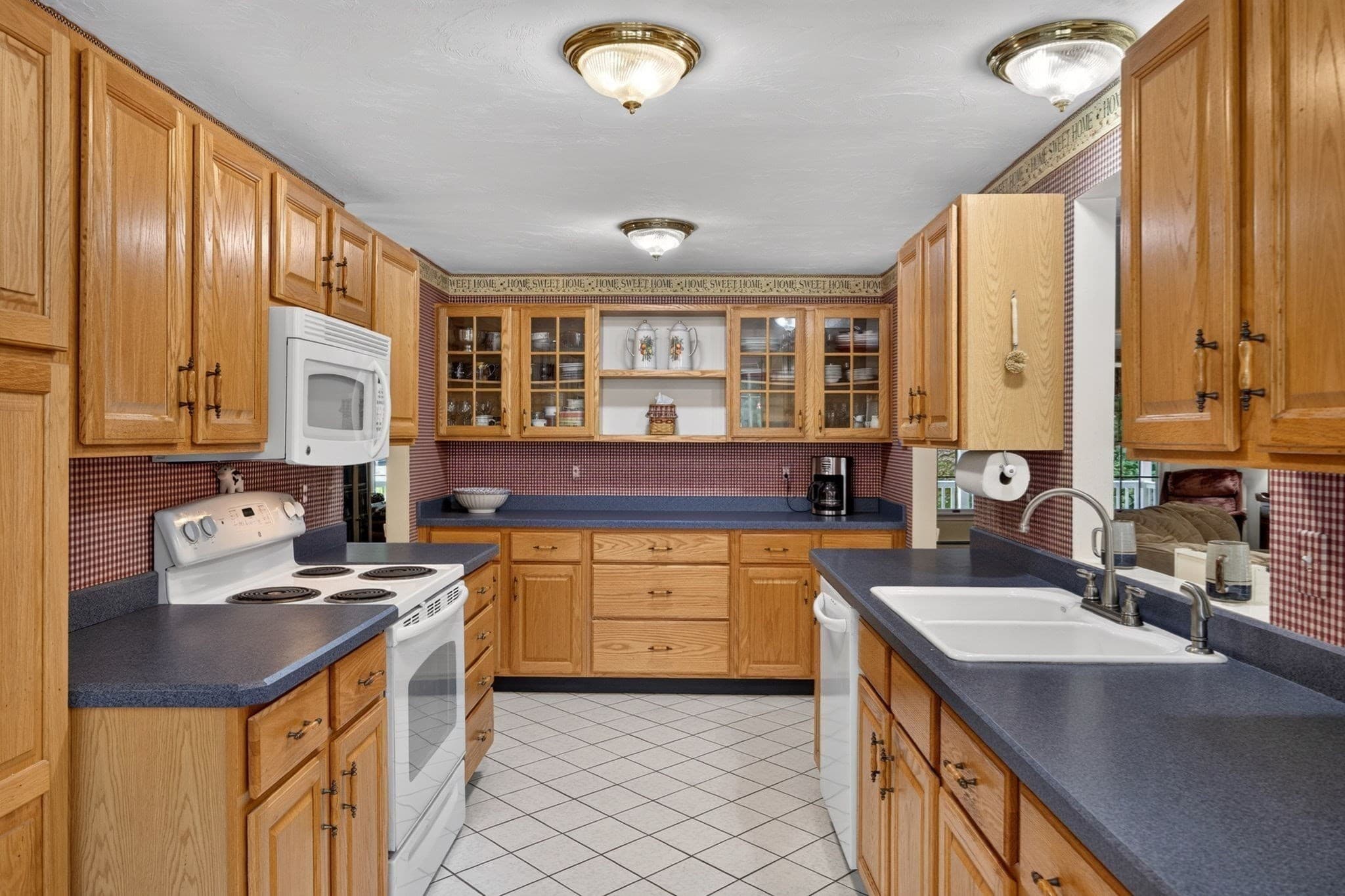 Single Family Residence at 442 Flint St, Barnstable MA 02648, photo 10 of 41