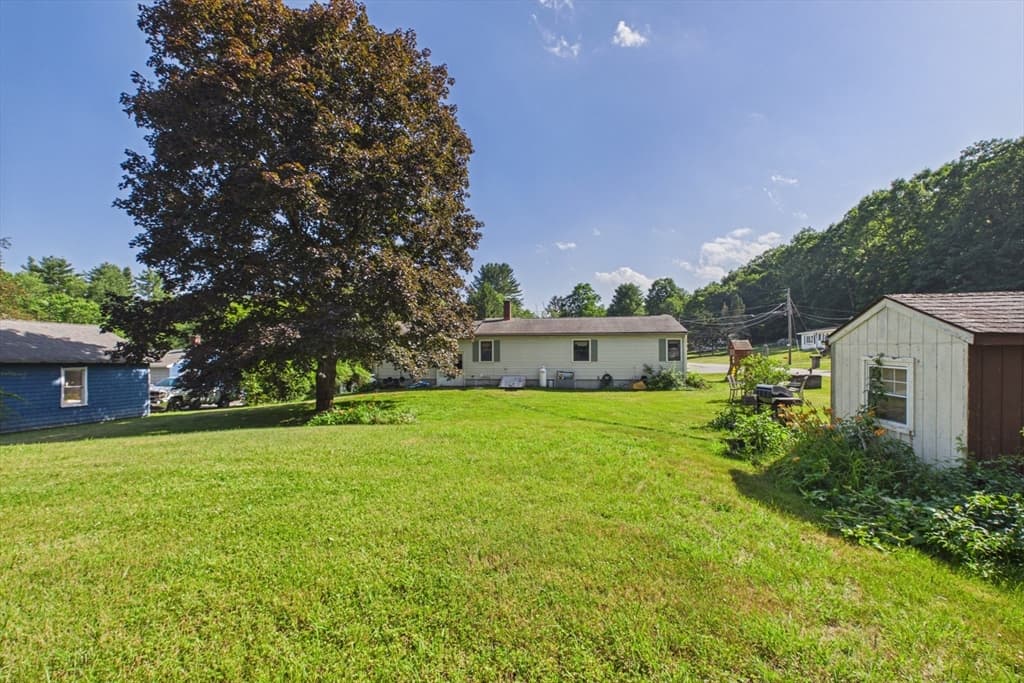 Single Family Residence at 12 Adams Dr, Brimfield MA 01010, Brimfield, photo 4 of 25
