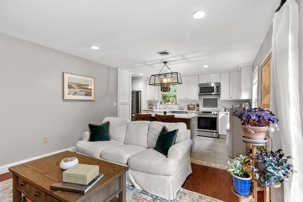 24 Moon Compass Ln, Sandwich MA 02563 photo 9