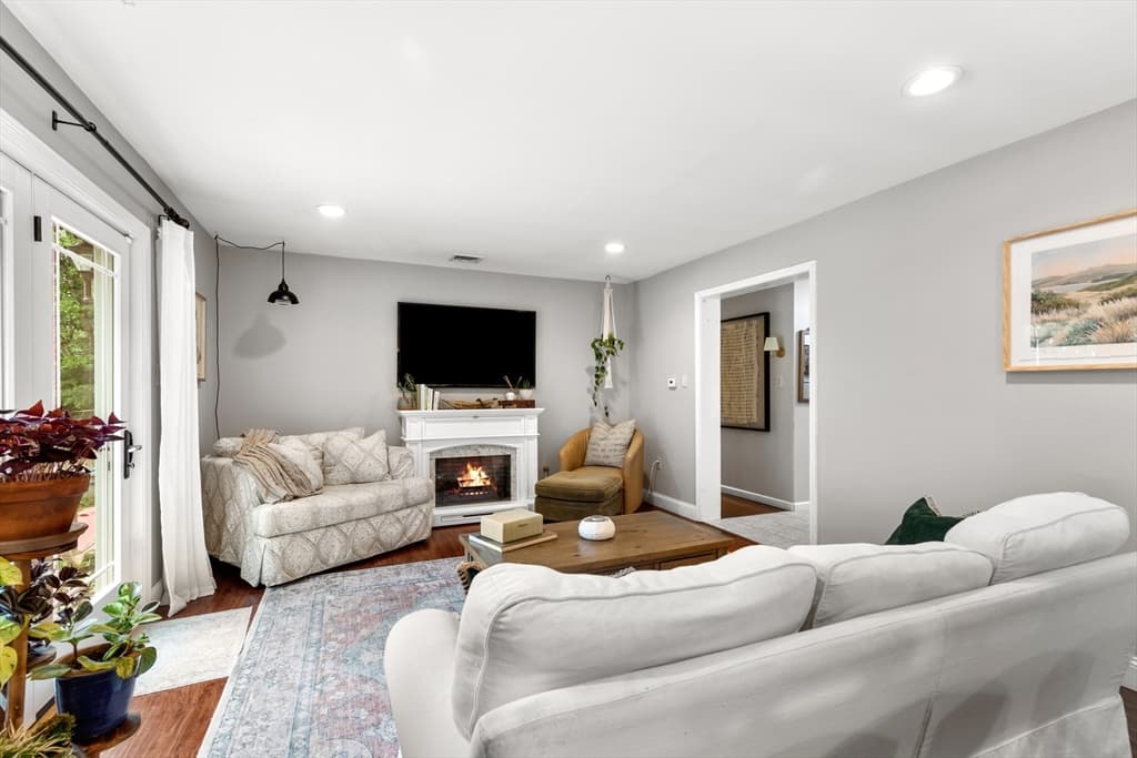 24 Moon Compass Ln, Sandwich MA 02563 photo 10