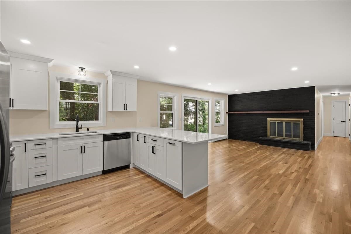 Single Family Residence at 33 Runestone Rd, Yarmouth MA 02664, photo 2 of 41
