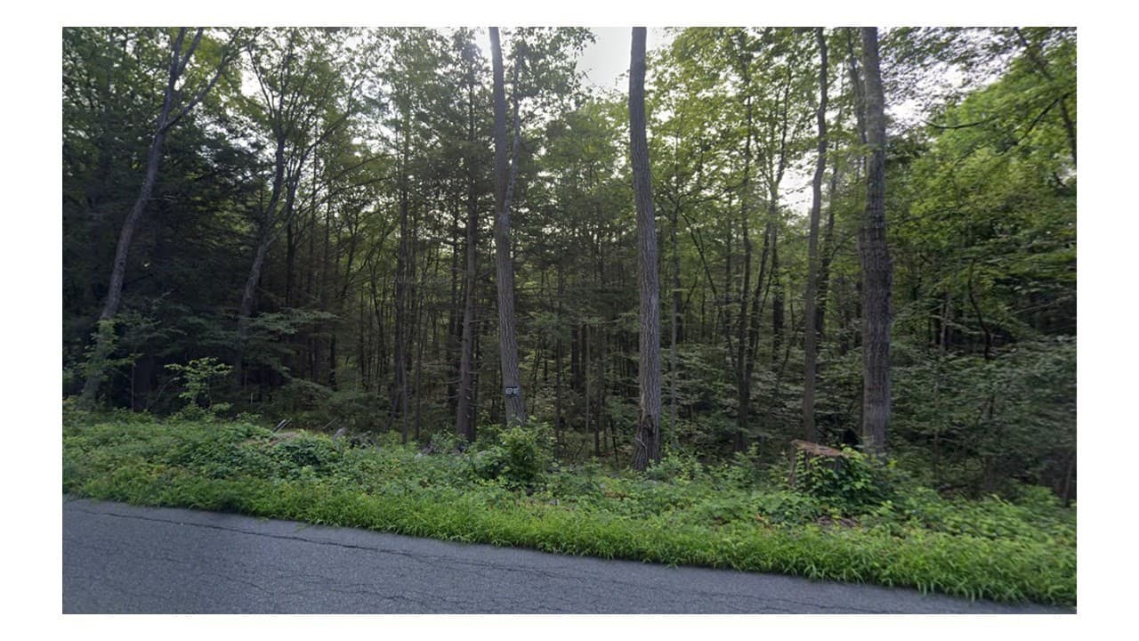 Residential at 0 Pantry Rd, Hatfield MA 01088, Hatfield, photo 2 of 3