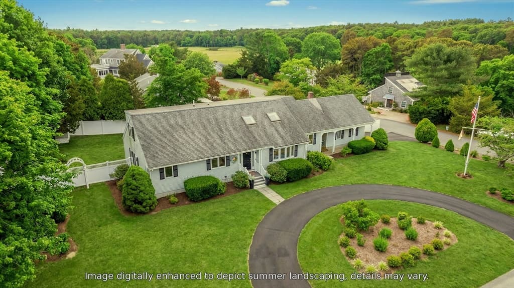 7 Oxford Dr, Barnstable MA 02635