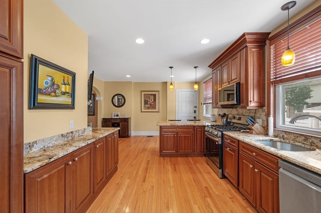 15 Grosvenor Park, Lynn MA 01902 photo 14