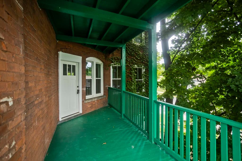 56 Pine St., Holyoke MA 01040 photo 4