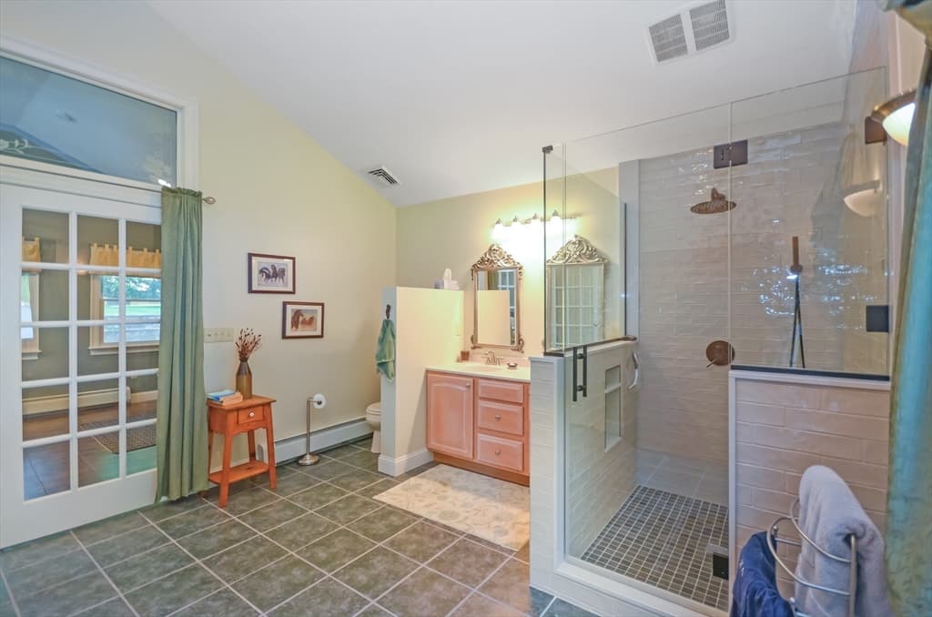 Single Family Residence at 34 Macarthur Dr, Millbury MA 01527, Millbury, photo 17 of 42