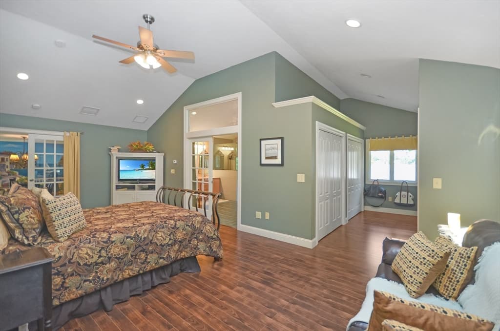 Single Family Residence at 34 Macarthur Dr, Millbury MA 01527, Millbury, photo 12 of 42