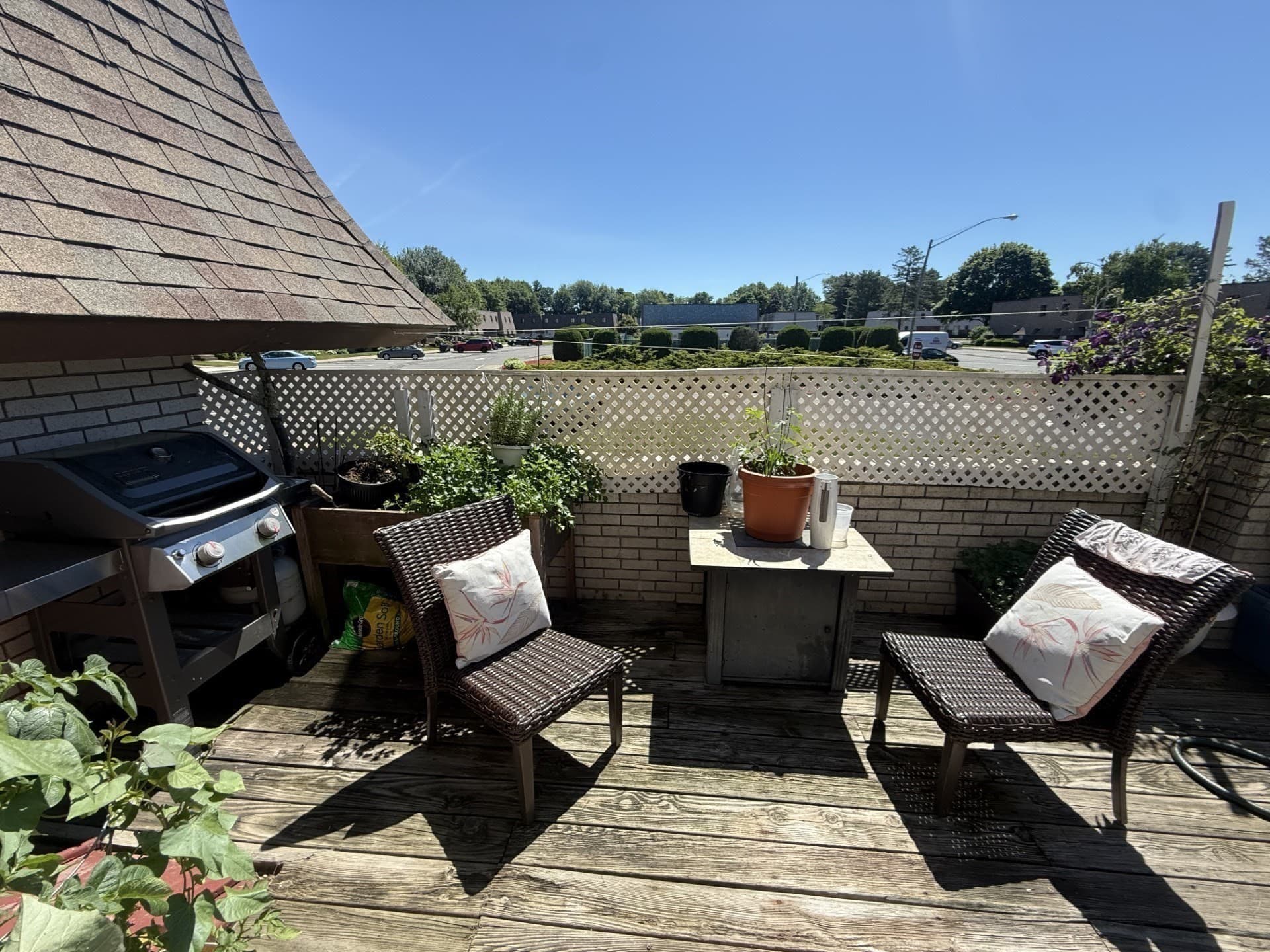 Condominium at 202 Beekman # 202, Agawam MA 01001, photo 5 of 31