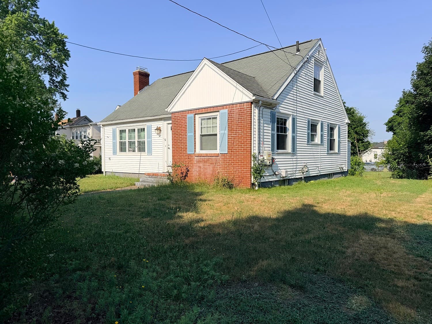 12 Miller St, Blackstone MA 01504