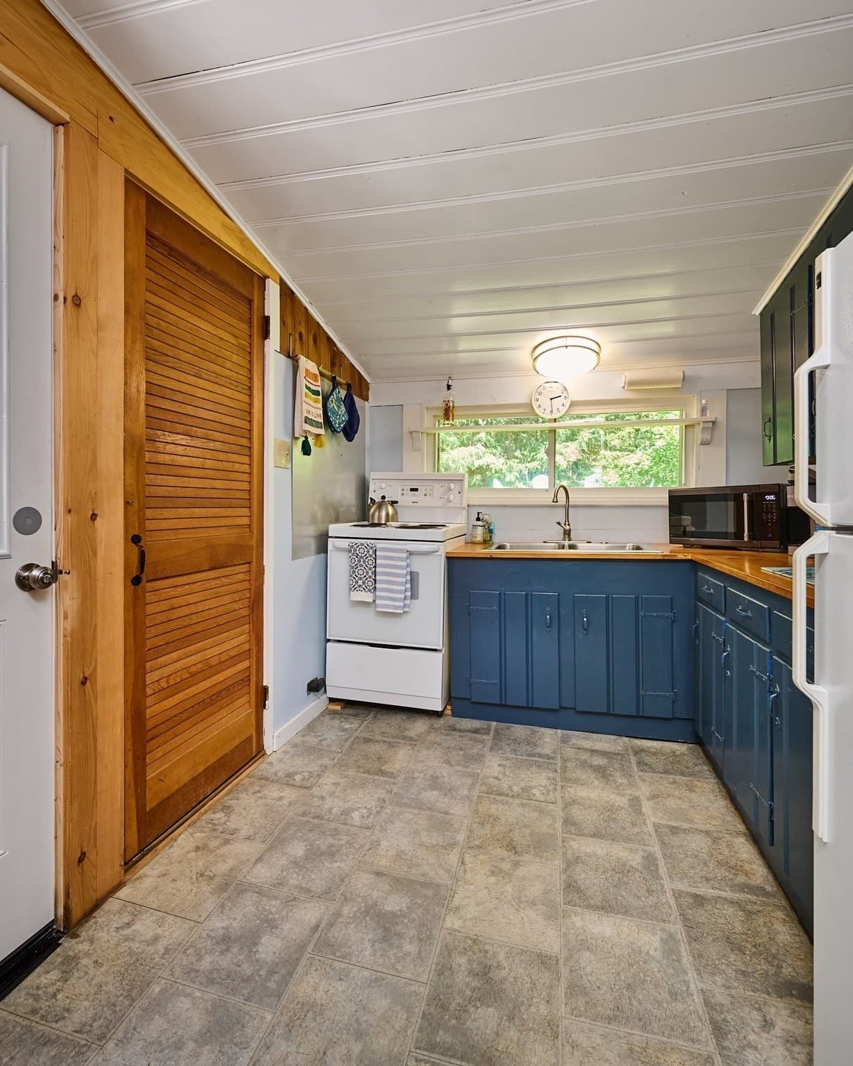 Single Family Residence at 44 Aberdeen Rd, Goshen MA 01032, photo 25 of 34