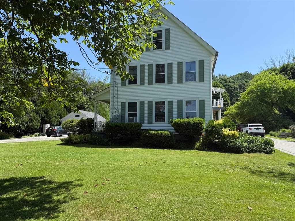 19 Greenville St, Spencer MA 01562 photo 2