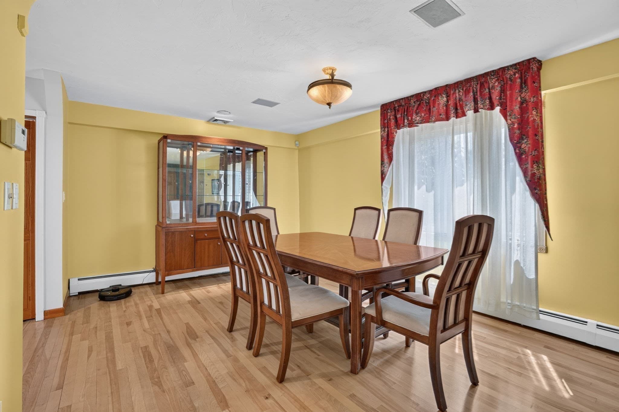 Single Family Residence at 115 Pond St, Avon MA 02322, photo 10 of 42