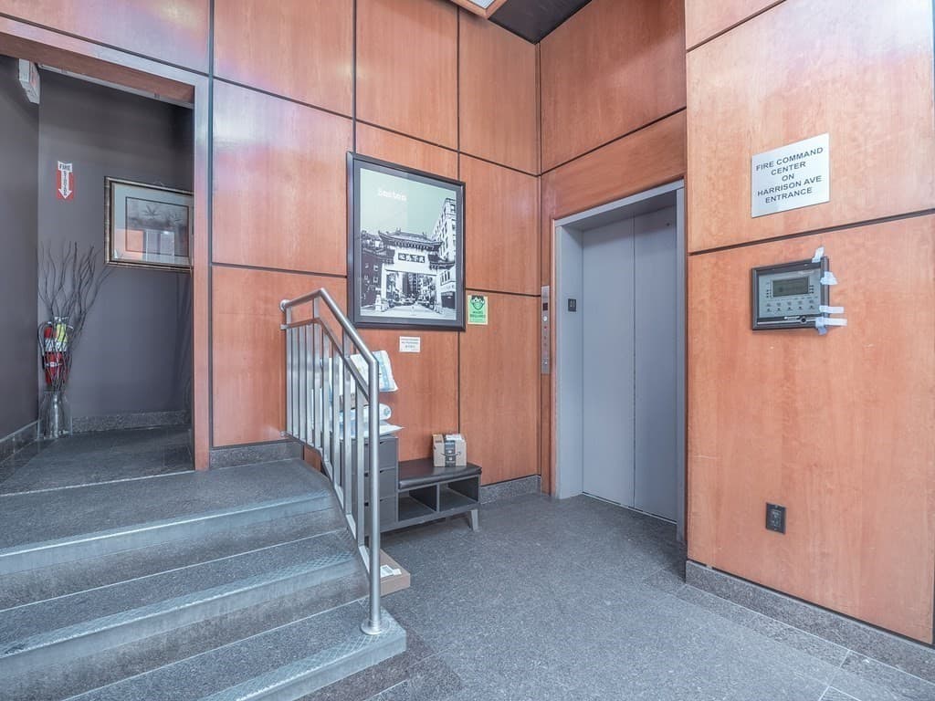 Condominium at 42 Beach St # 6B, Boston MA 02111, Boston, photo 13 of 18