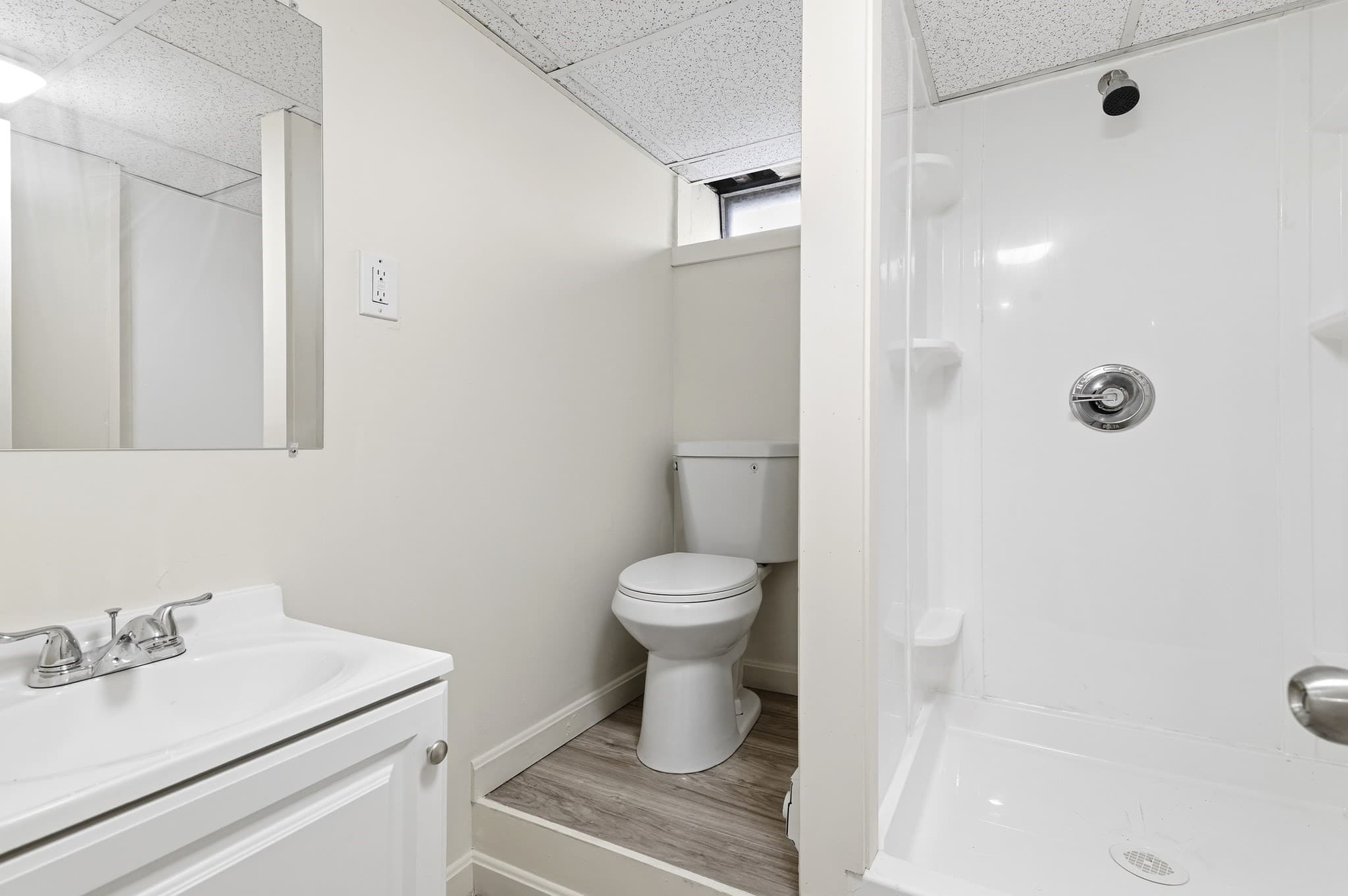 Single Family Residence at 43 Chestnut Avenue, Auburn MA 01501, photo 28 of 30