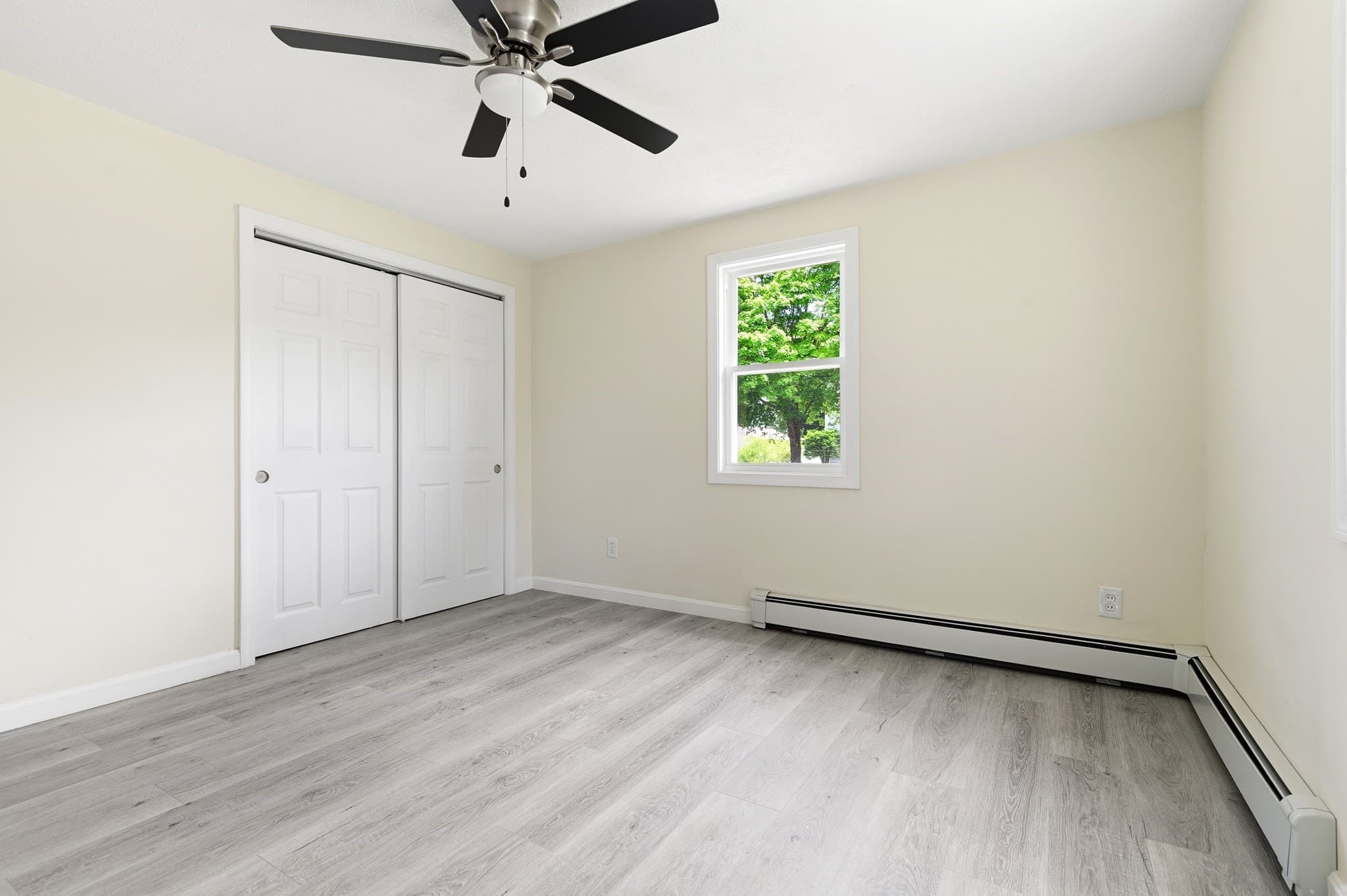 Single Family Residence at 43 Chestnut Avenue, Auburn MA 01501, photo 21 of 30