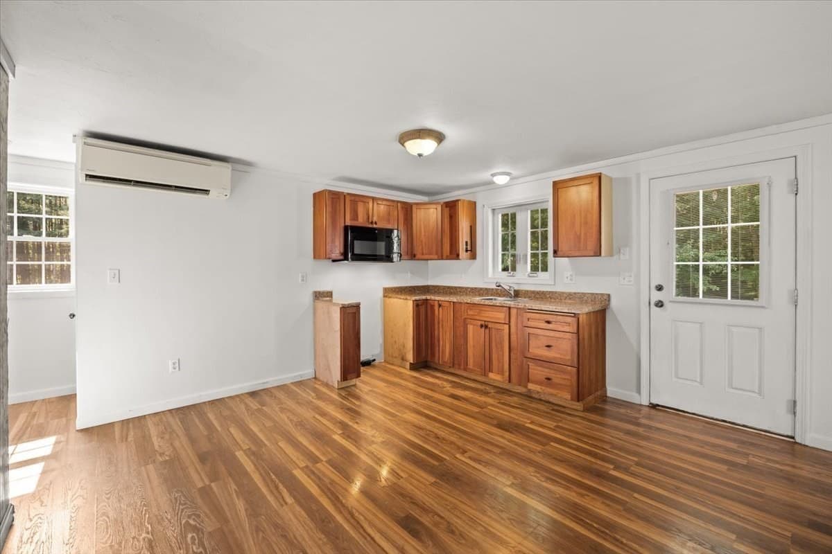 Single Family Residence at 20 Worcester Street, Taunton MA 02780, photo 26 of 42