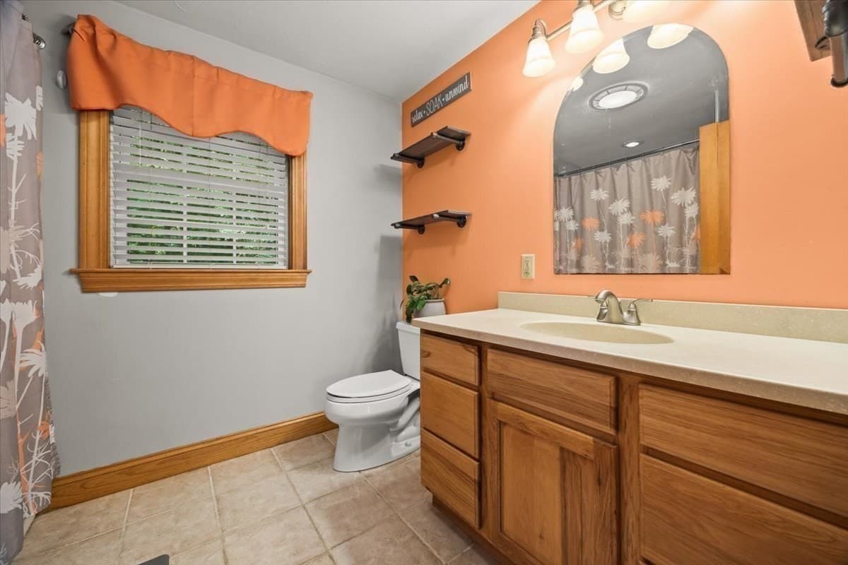 Single Family Residence at 20 Worcester Street, Taunton MA 02780, photo 15 of 42