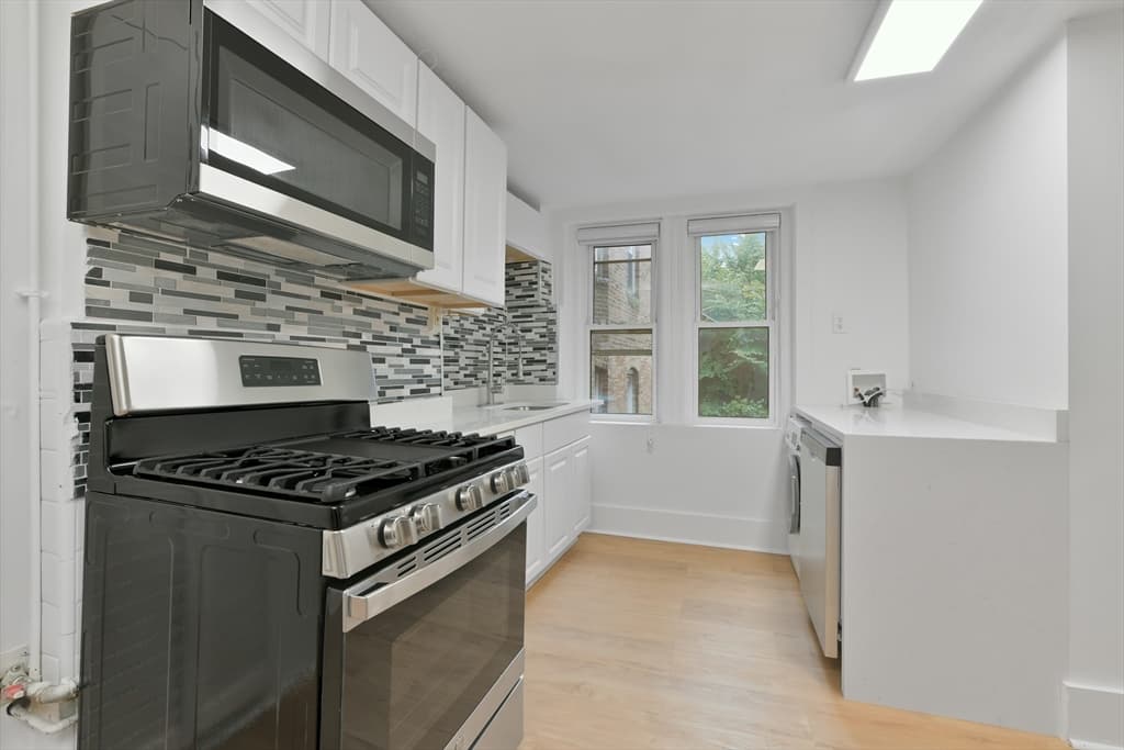 4 Family - 4 Units Up/Down at 144 Salem St, Boston MA 02113, Boston, photo 17 of 25
