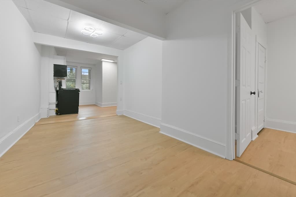 4 Family - 4 Units Up/Down at 144 Salem St, Boston MA 02113, Boston, photo 22 of 25