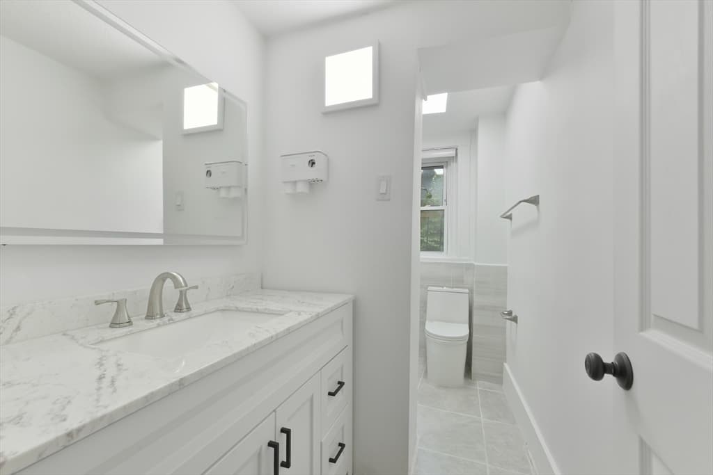 4 Family - 4 Units Up/Down at 144 Salem St, Boston MA 02113, Boston, photo 14 of 25