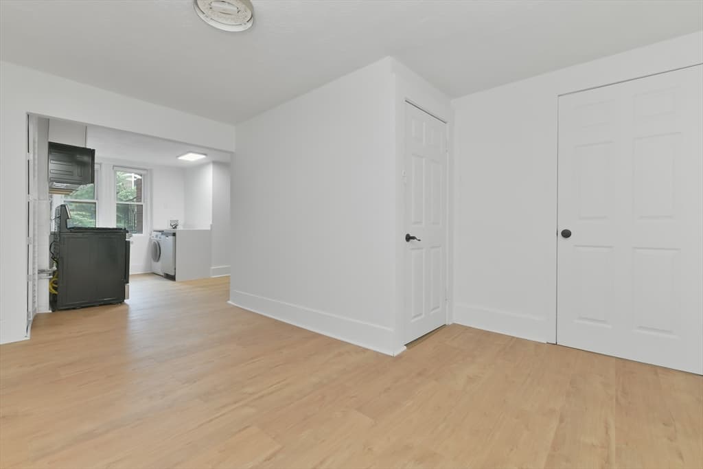 4 Family - 4 Units Up/Down at 144 Salem St, Boston MA 02113, Boston, photo 18 of 25