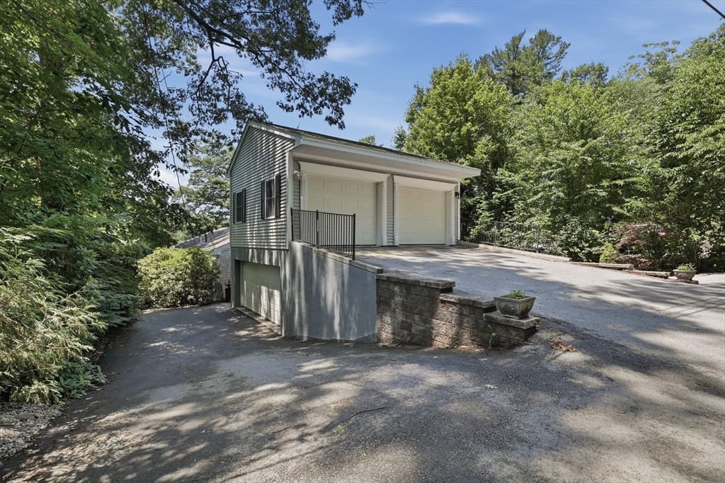 83 Sunset Drive, Charlton MA 01507 photo 39