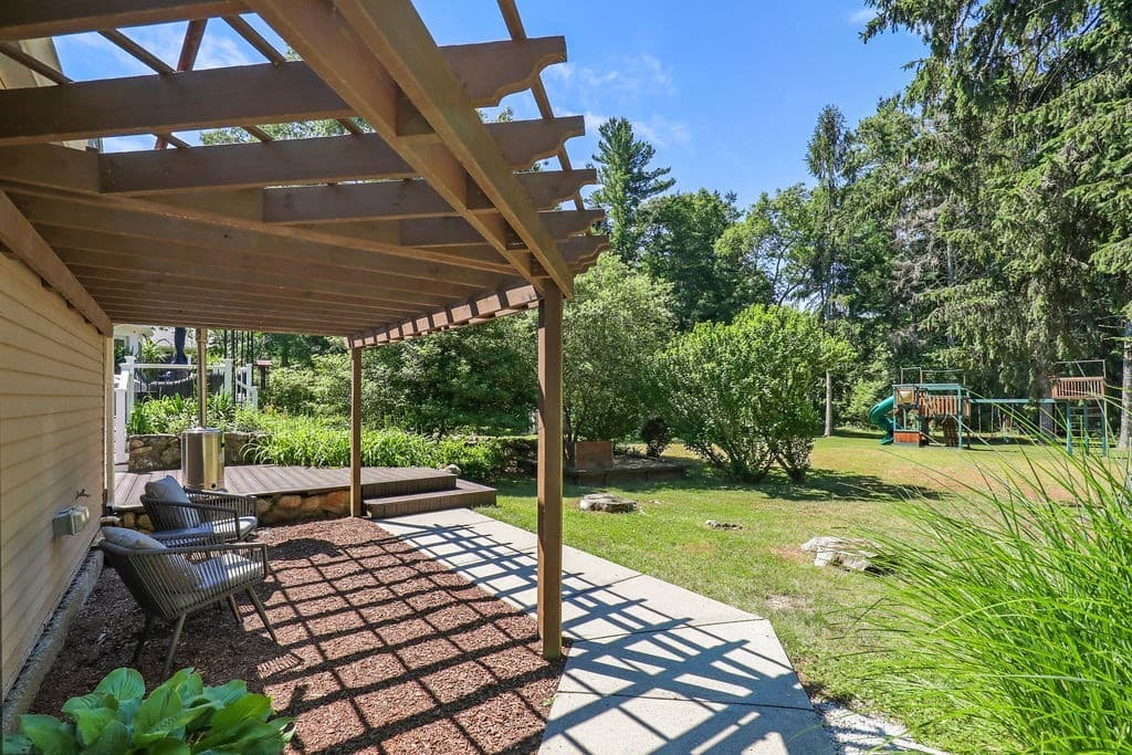 Single Family Residence at 128 Converse Rd, Marion MA 02738, Marion, photo 38 of 42