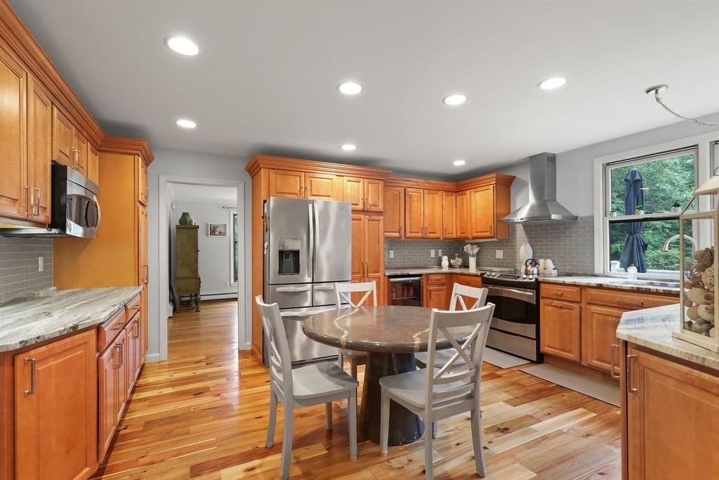 Single Family Residence at 128 Converse Rd, Marion MA 02738, Marion, photo 10 of 42