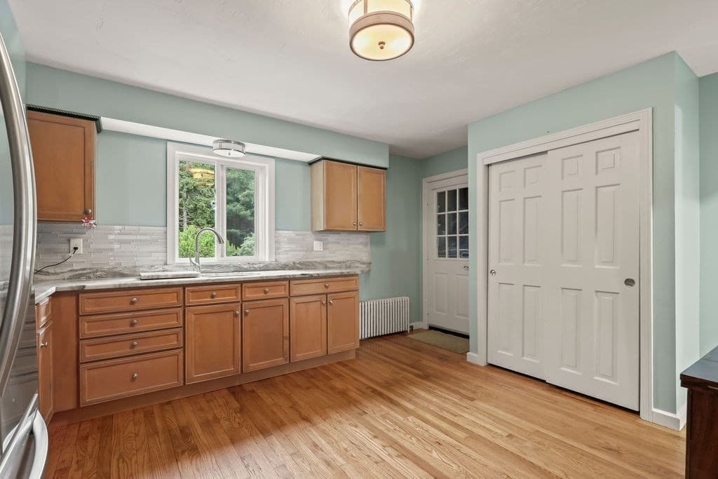 Single Family Residence at 128 Converse Rd, Marion MA 02738, Marion, photo 18 of 42