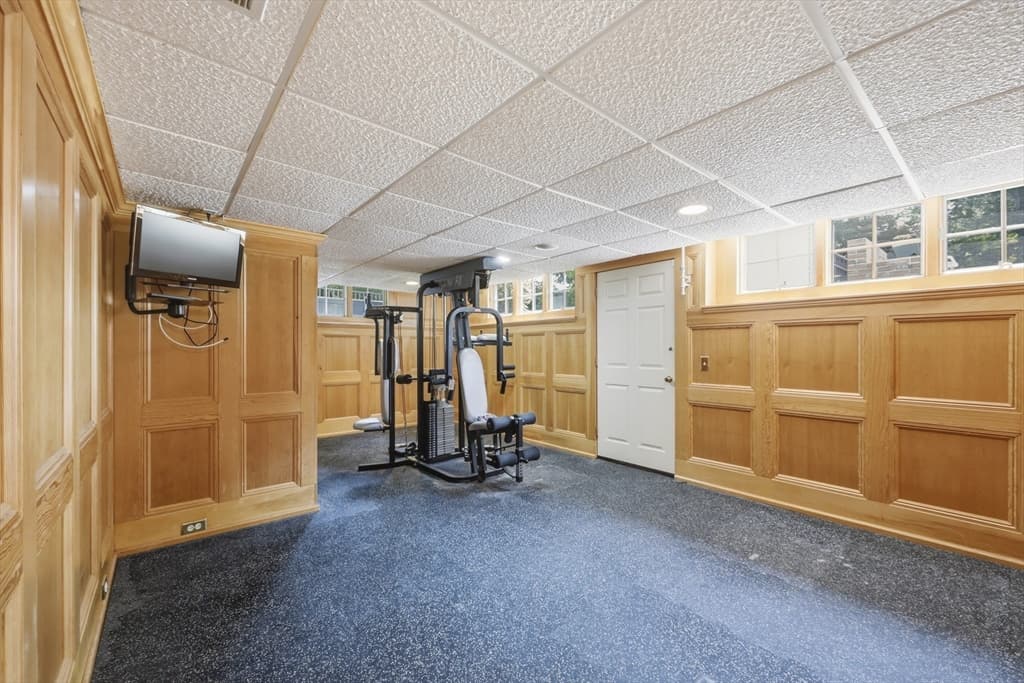 1051 Converse St, Longmeadow MA 01106 photo 33