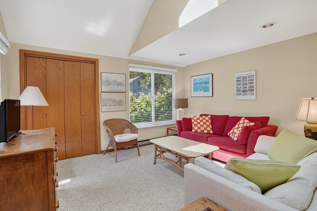 40 Hidden Cove Road Unit 2 # 2, Oak Bluffs MA 02557 photo 17
